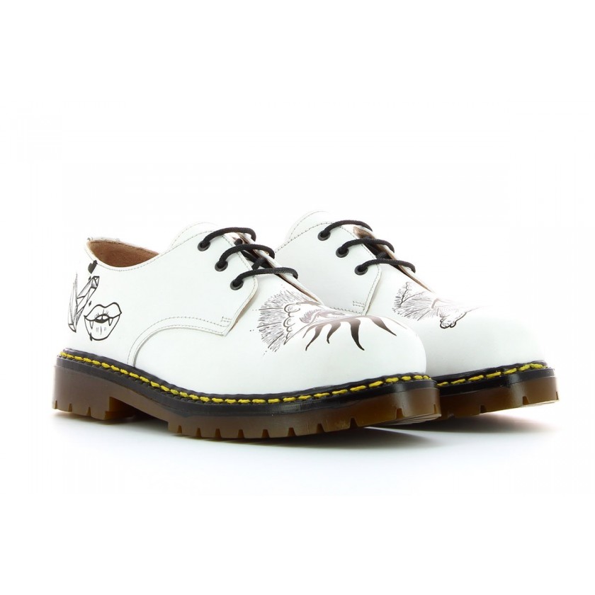 Sapatos Brancos Senhora...
