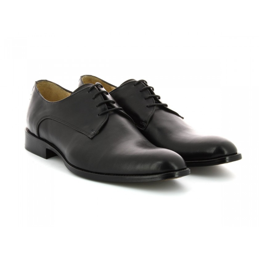 Sapatos Derby Clássicos...