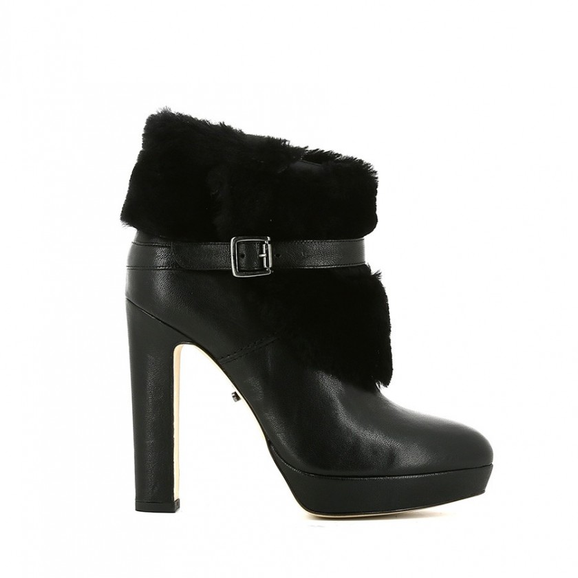 Lady Black Ankle Boots